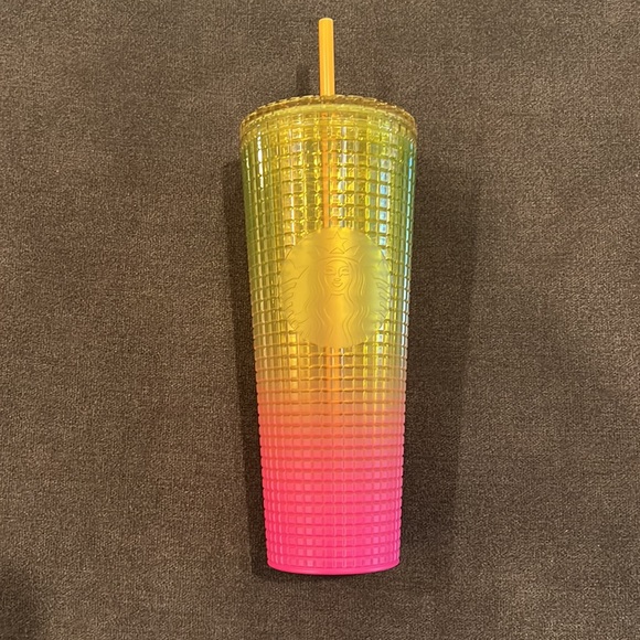 Starbucks Venti Reusable Cold Cups- Set of 3 - Picture 3 of 4